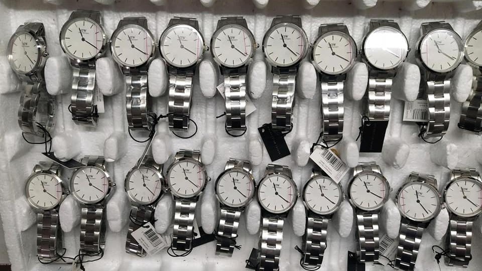 Customized high-end wrist watch factory.jpg