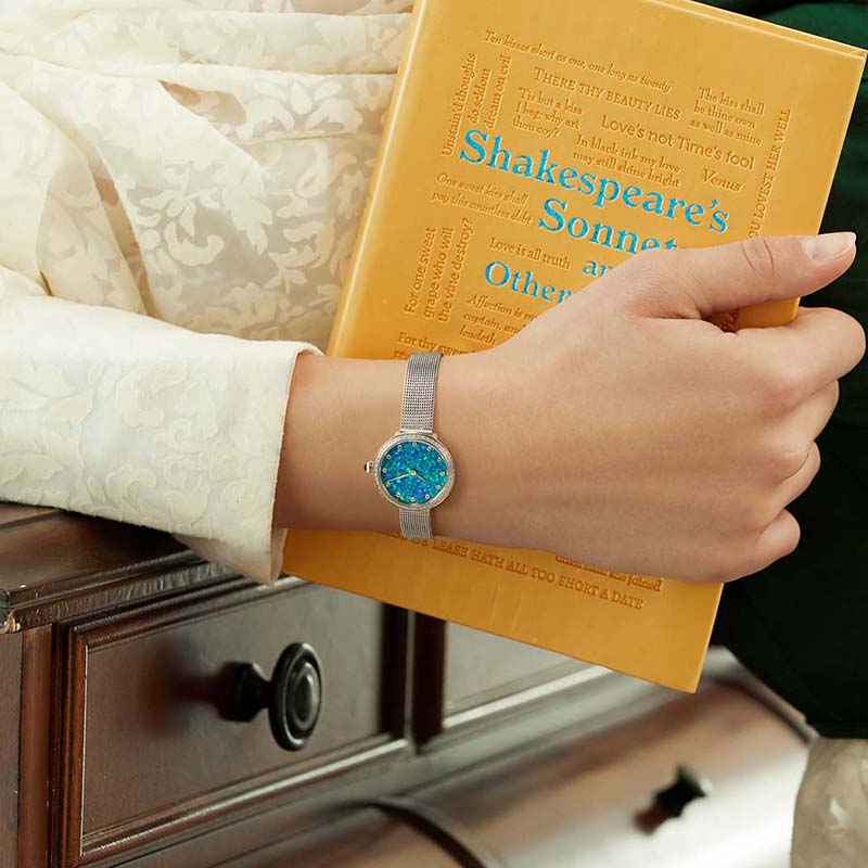 Luxury Style Diamond Bezel Ladies Watch Luxury Style Diamond Bezel Ladies Watch