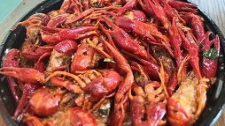 Spicy Crayfish and Game of Cooperation