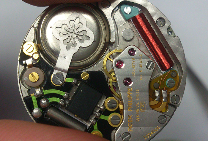 How to tell whether the watch movement is original?
