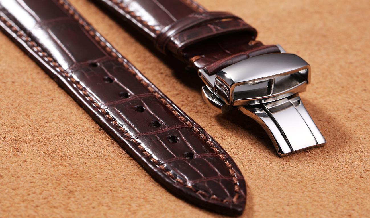 Watch strap/bracelet material selection