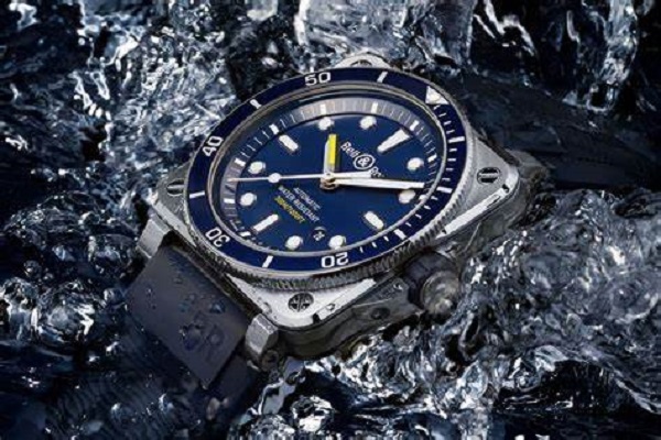 How to choose a men's diving watch?