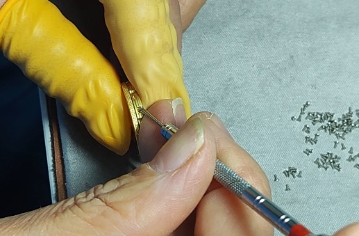 Discover Precision Craftsmanship: Watch Crown Installation at Our 16-Year Expert Watch Factory! 